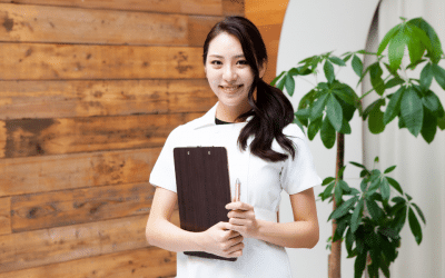 What qualifications do you need to be a beautician?